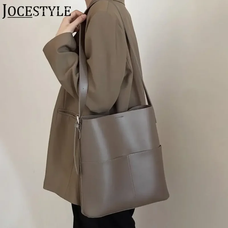 Vegan Leather Bucket Bag Multi-Pocket Shoulder Tote for Women - Professional Everyday Hobo Handbag